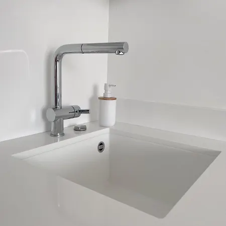 Croisette Vue Laterale * Cannes