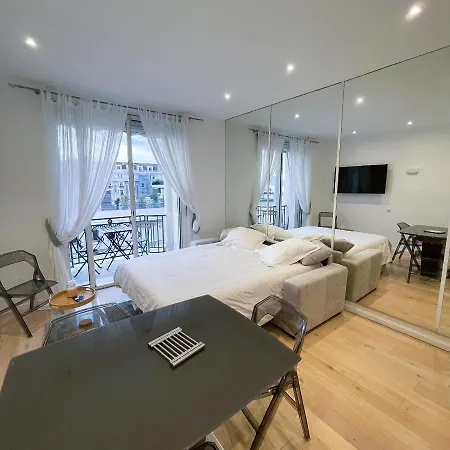 Apartman Croisette Vue Laterale Cannes